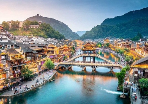 TOUR PHƯỢNG HOÀNG CỔ TRẤN - TRƯƠNG GIA GIỚI - THIÊN MÔN SƠN 