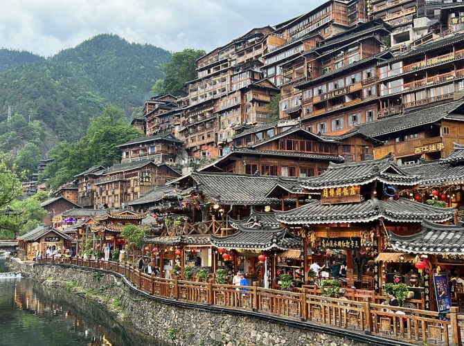 Vietnam Tourist Tân Bình